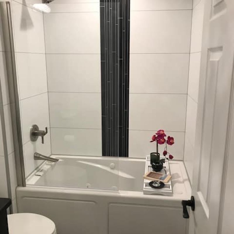 Direct-to-stud laminate wall panels