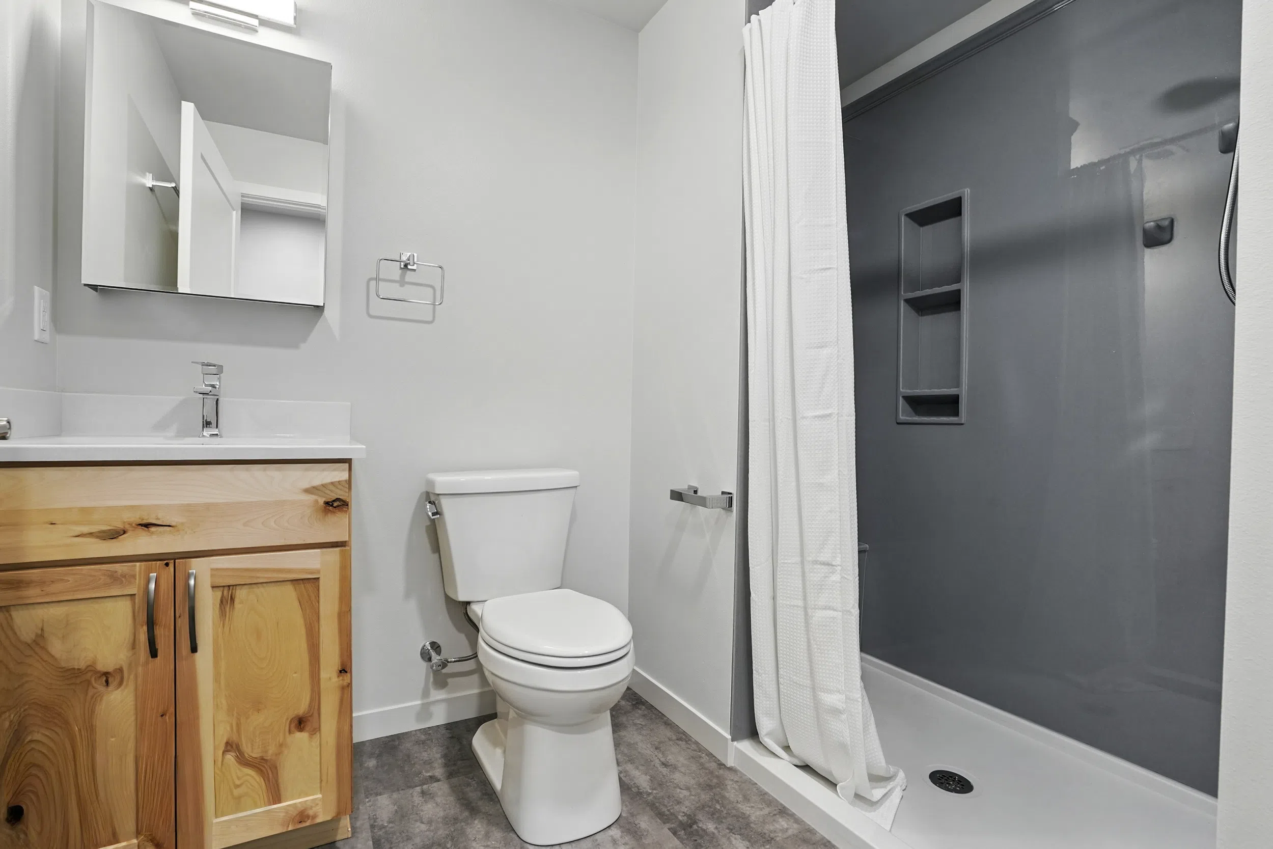 ONYX Gloss shower wall panels